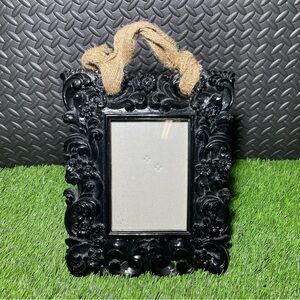 Sicura Italian Design Lacquer Black Floral 4x6 Antique Picture‎ Frame